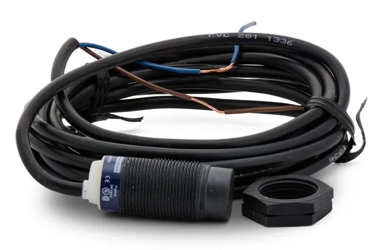 Authentic Telemecanique XS4P18MA230 Proximity Sensor