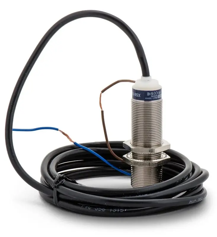 Holiday Sale Telemecanique XS618B1MAL5 Proximity Sensor